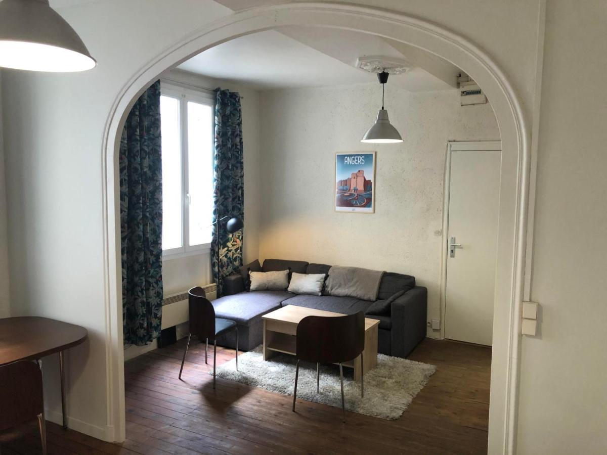 Coeur De Ville Appartement Meuble 앙제 외부 사진